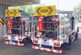北京環衛車輛加裝清洗機